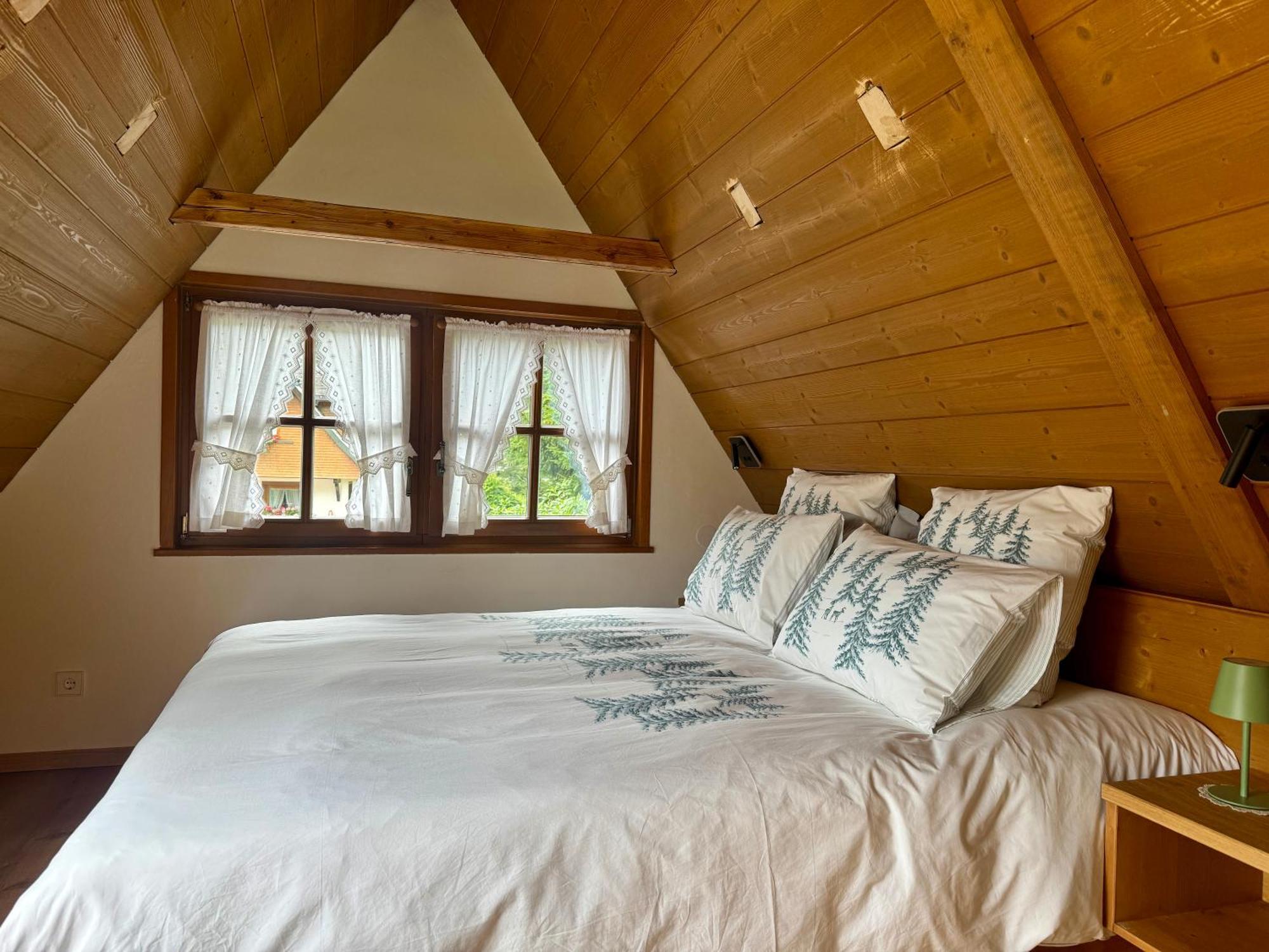 Hollhouse - Bed & Breakfast Хинтерцартен Экстерьер фото